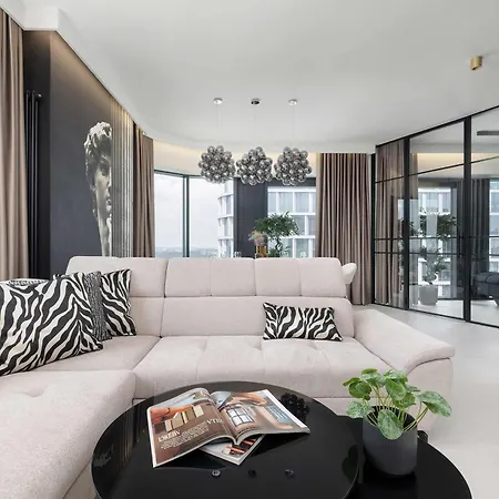 Апартаменты Luxury With Air Conditioning & Parking On The 25th Floor Centre By Renters Prestige *