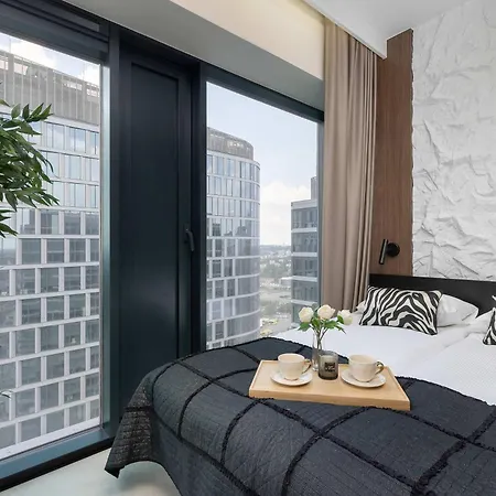 Luxury With Air Conditioning & Parking On The 25th Floor Centre By Renters Prestige Апартаменты *