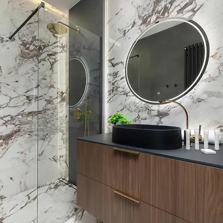Luxury With Air Conditioning & Parking On The 25th Floor Centre By Renters Prestige * Катовице
